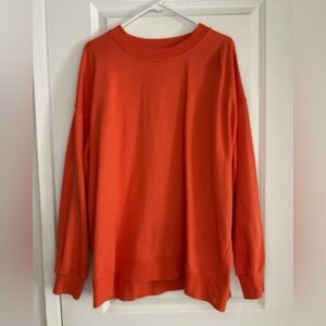 Lululemon Perfectly Oversized Crew
Warm Coral